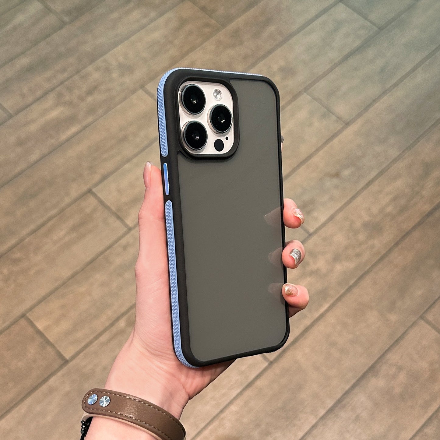 C1 Matte Frosted Shockproof Phone Case with Color Edge Design Slim Protective Cover for iPhone 17 17 Pro 17 Pro Max – Anti-Fingerprint & Soft Touch