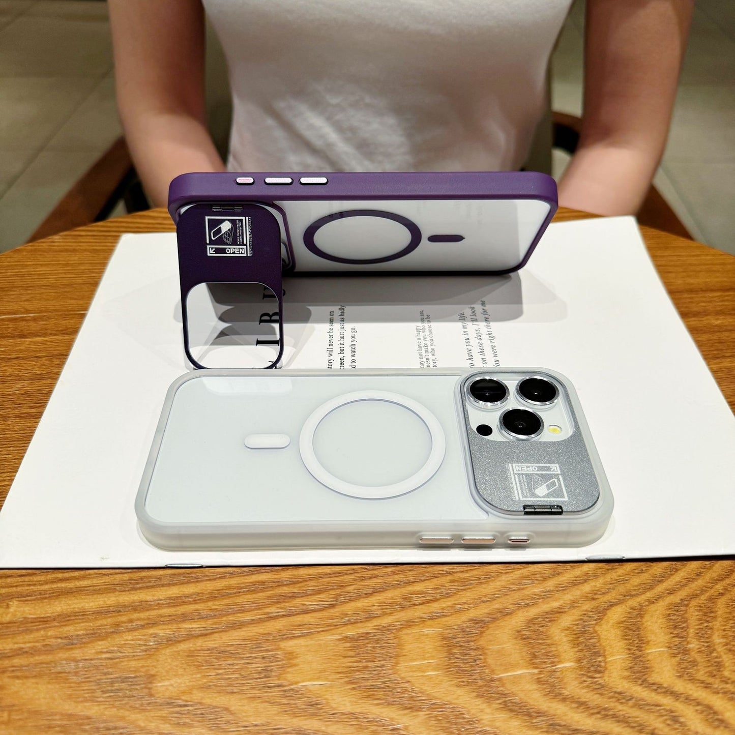 Clear Magnetic iPhone 17 Case with Camera Stand and Alcohol Cleaning Kit – Matte Finish & Drop Protection